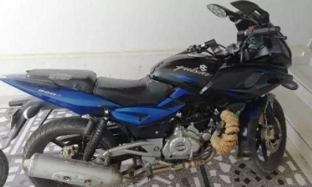 Bajaj Pulsar NS200 2015