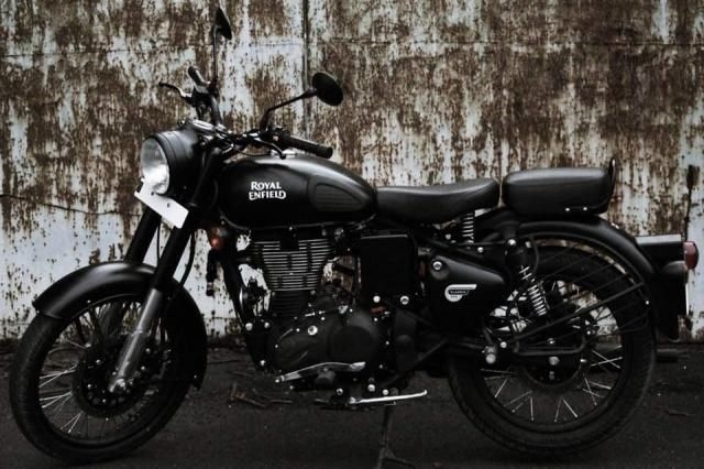 Royal Enfield Classic Stealth Black 500cc 2018