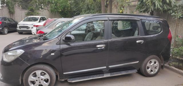 Renault Lodgy 110 PS RXZ 7 STR 2015