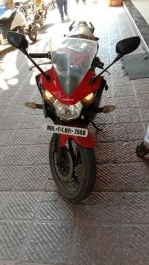 Honda CBR 150R 150cc 2015