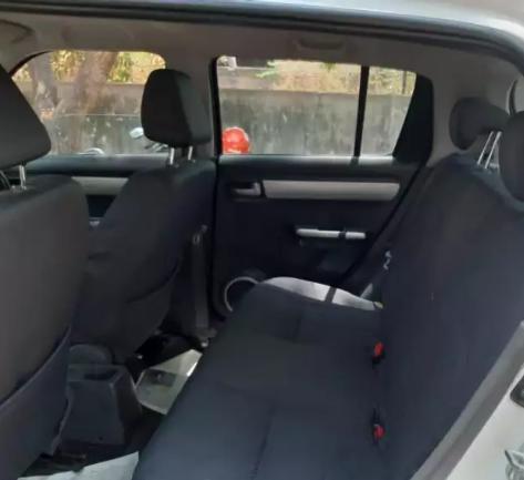 Maruti Suzuki Swift VXi 2011