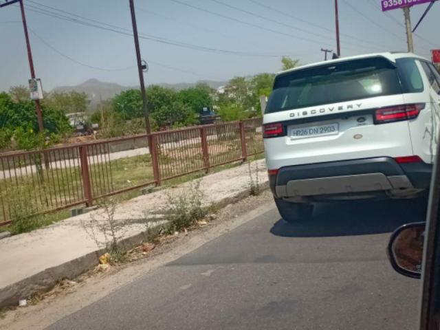 Land Rover Discovery 3.0 HSE First Edition Petrol 2017