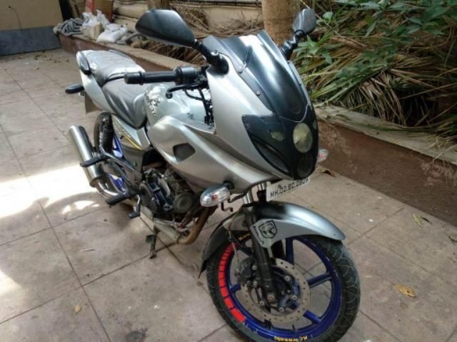 Bajaj Pulsar 220cc 2007