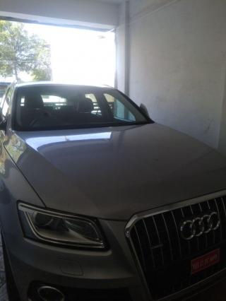 Audi Q5 30 TDI Premium Edition 2019