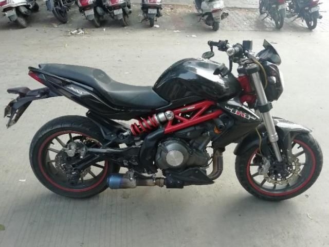 Benelli TNT 300 2016