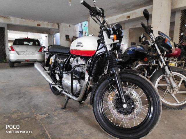 Royal Enfield Interceptor Custom 2019