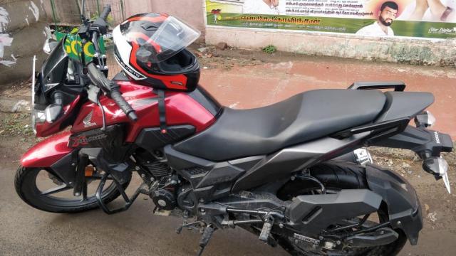 Honda X-Blade 160cc 2018
