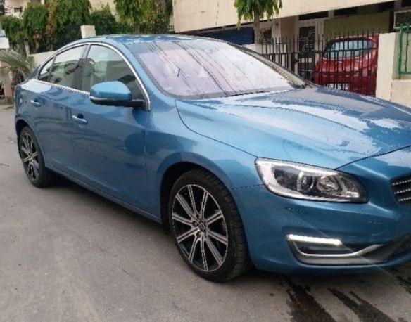 Volvo S60 Momentum 2017