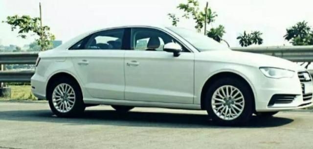 Audi A3 35 TDI Premium Plus + Sunroof 2015