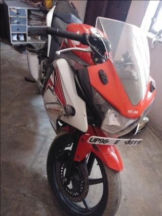 Honda CBR 150R 150cc 2015