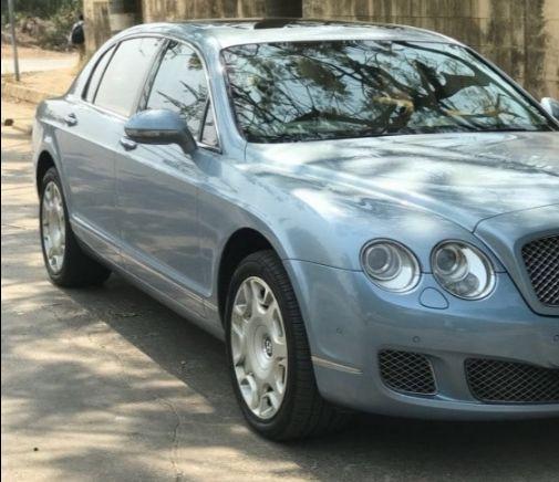Bentley Flying Spur V8 2018