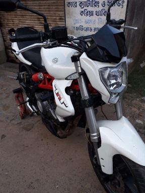 Benelli TNT 300 2016