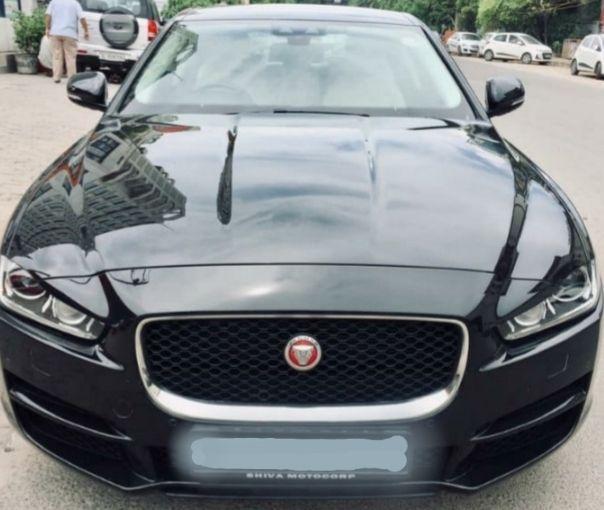 Jaguar XE Portfolio 2016