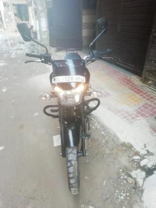 Bajaj V12 125cc 2018