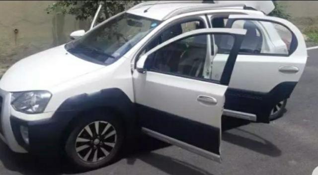 Toyota Etios Cross 1.2 G 2016