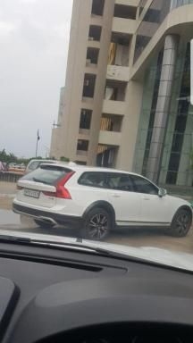 Volvo V90 Cross Country D5 Inscription 2019