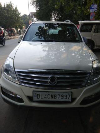Mahindra Ssangyong Rexton RX7 2012