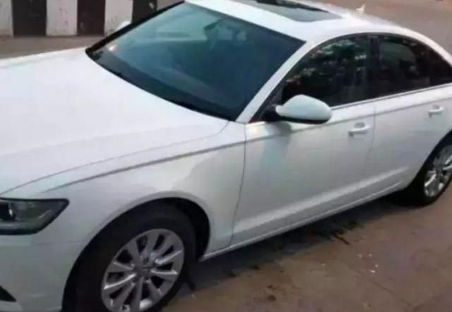 Audi A6 2.0 TDI PREMIUM 2013