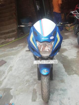 Suzuki Gixxer SF 150cc Special MOTOGP Edition Rear Disc 2017