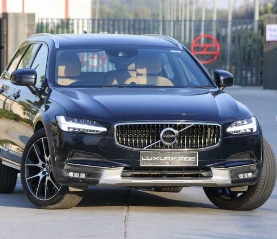 Volvo V90 Cross Country D5 Inscription 2017