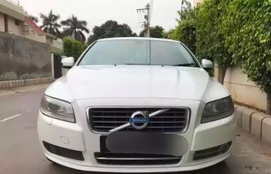 Volvo S80 Summum D4 2015