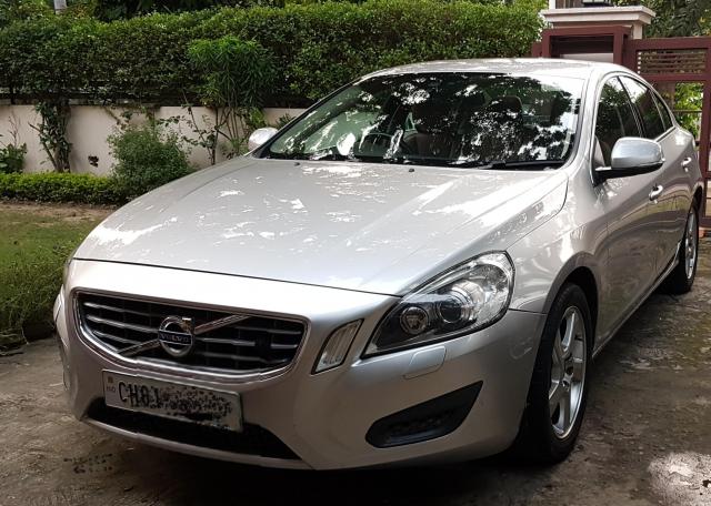 Volvo S60 KINETIC D3 2012