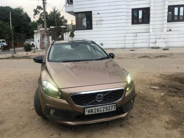 Volvo V40 D3 2016