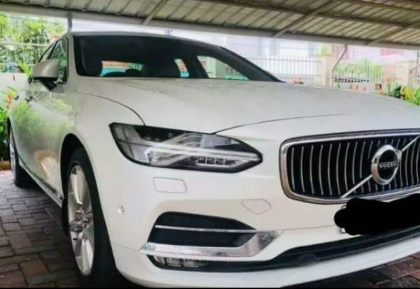 Volvo V90 Cross Country D5 Inscription 2017