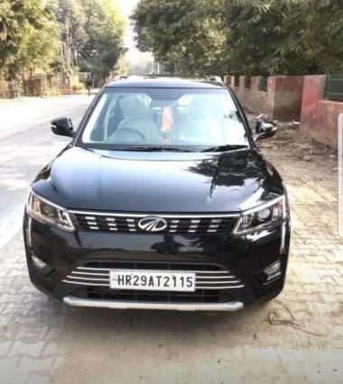 Mahindra XUV300 W8 (O) Petrol 2019