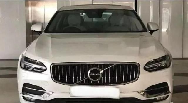 Volvo S90 Inscription D4 2019