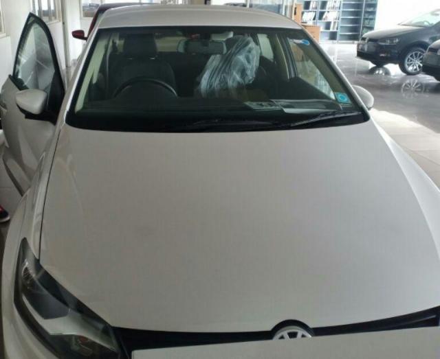 Volkswagen Ameo Highline 1.2L (P) 2017