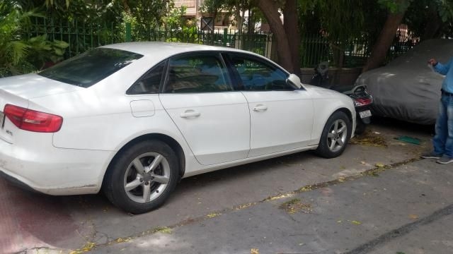 Audi A4 2.0 TDI Premium Plus 2012