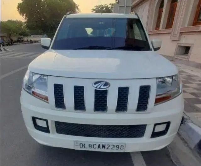 Mahindra TUV300 T6 Plus 2016