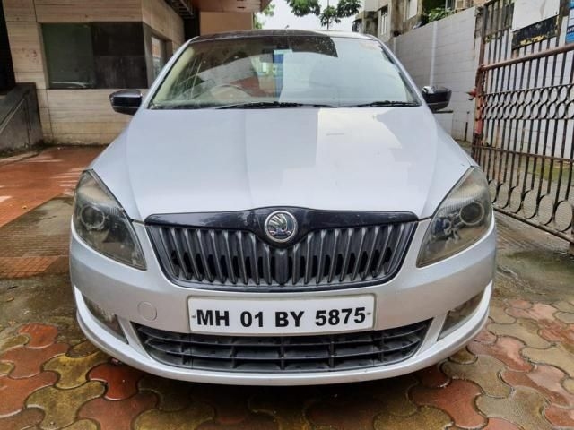 Skoda Rapid 1.5 TDI CR Elegance Plus Black Package At 2015