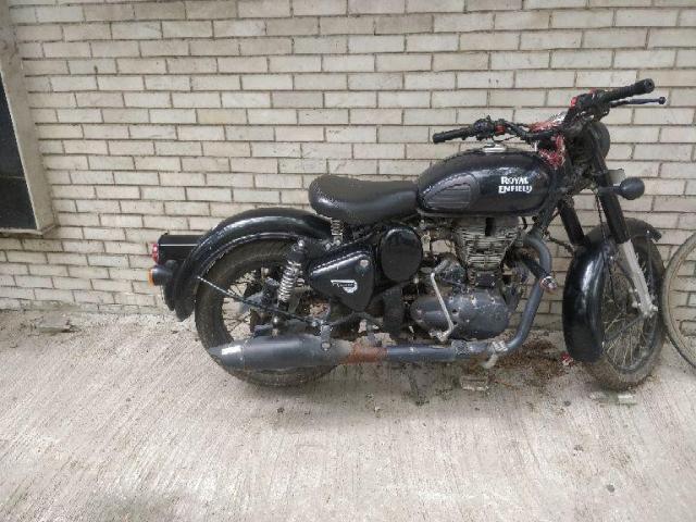 Royal Enfield Classic Stealth Black 500cc 2018