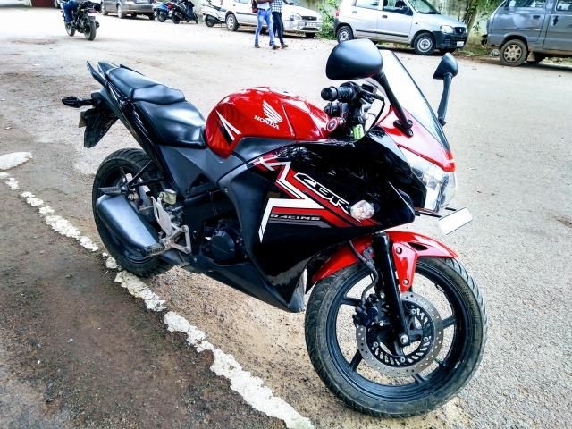 Honda CBR 150R 150cc 2016