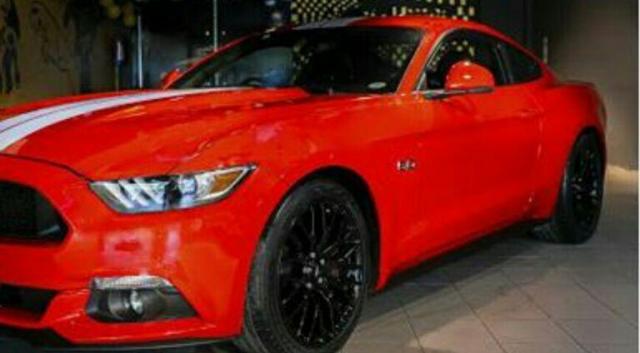 Ford Mustang GT Fastback 5.0L V8 2016