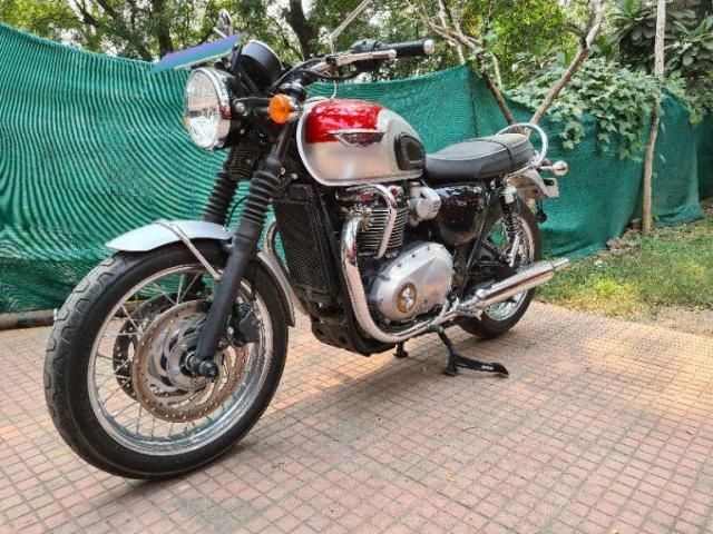 Triumph Bonneville T120 2020