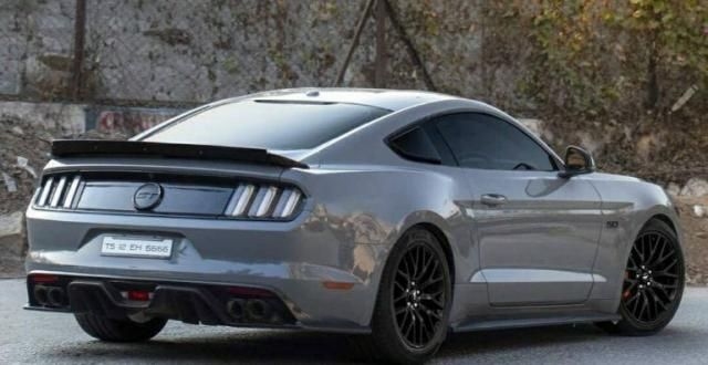 Ford Mustang GT Fastback 5.0L V8 2018