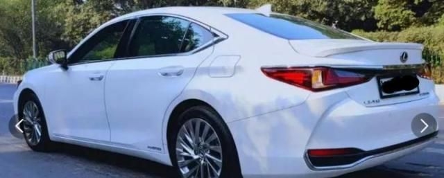 Lexus ES 300H 2019