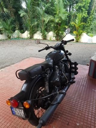 Royal Enfield Classic Stealth Black 500cc ABS 2019