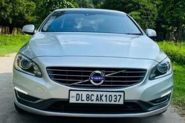 Volvo S60 Summum D4 2014