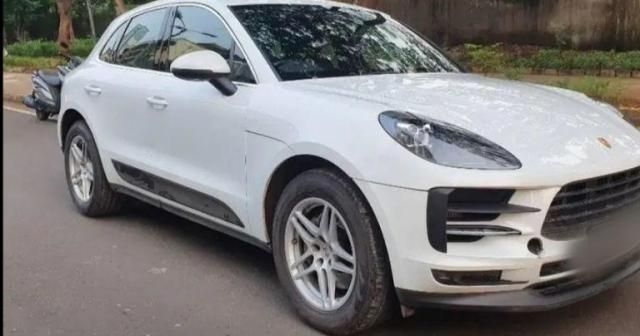 Porsche Macan Turbo 2015