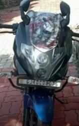 Bajaj Pulsar 220cc 2015