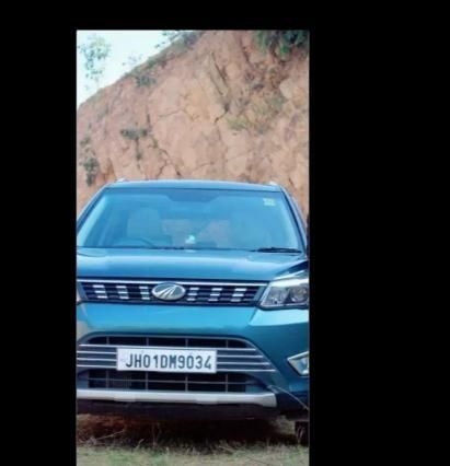 Mahindra XUV300 W8 (O) Diesel 2019