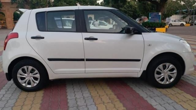 Maruti Suzuki Swift LXi 2019