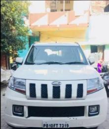 Mahindra TUV300 T8 2016