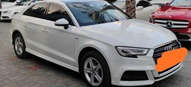 Audi A3 35 TDI Technology + Sunroof 2019