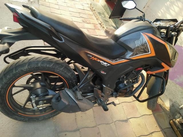 Honda Cb Hornet 160r 160cc Abs Dlx Price Incl Gst In India Ratings Reviews Features And More Droom Discovery