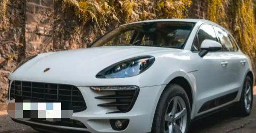Porsche Macan Base 2020